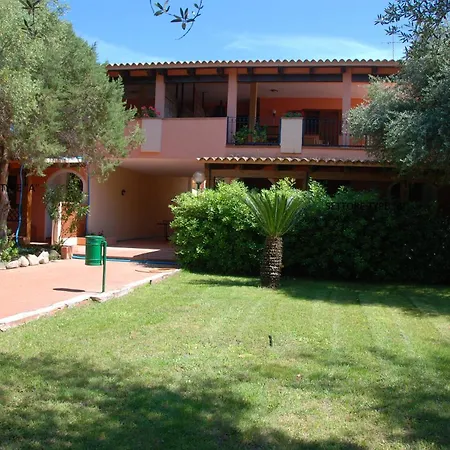 Vista Mare-piscina - Porto Rotondo